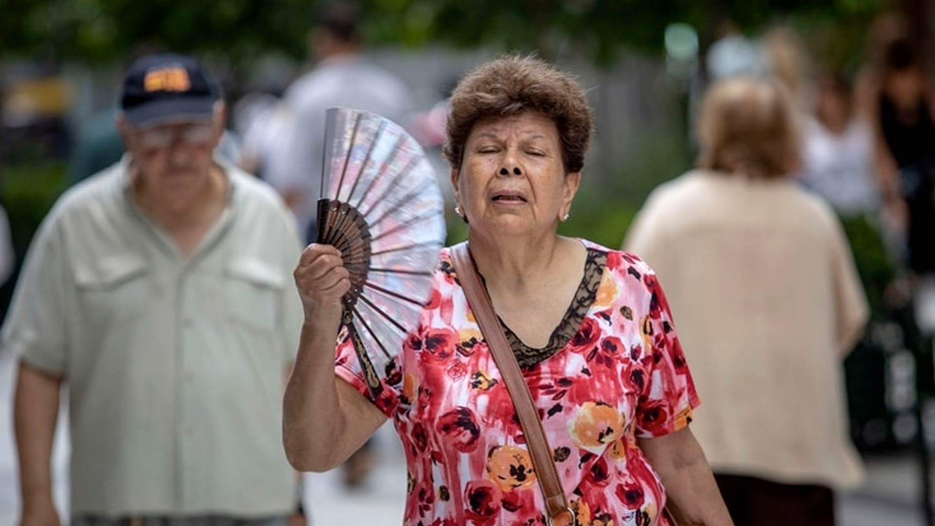 Sigue la ola de calor, pero con lluvias: 15 provincias estarán bajo alerta amarilla