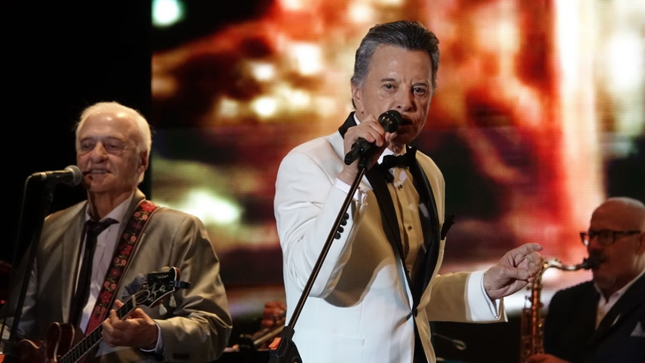 ¿Qué canción de Palito Ortega querés escuchar para cerrar el programa?