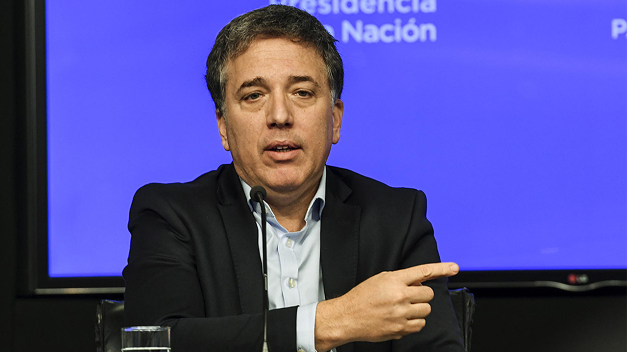 Dujovne renunció al ministerio de Hacienda y en su lugar asumirá Hernán Lacunza