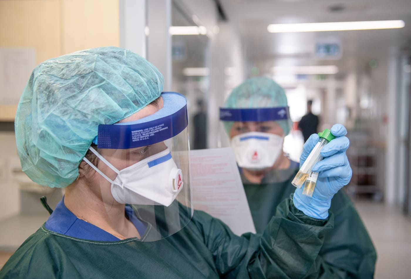 Último reporte: se registraron 621 muertes y 17.277 nuevos casos
