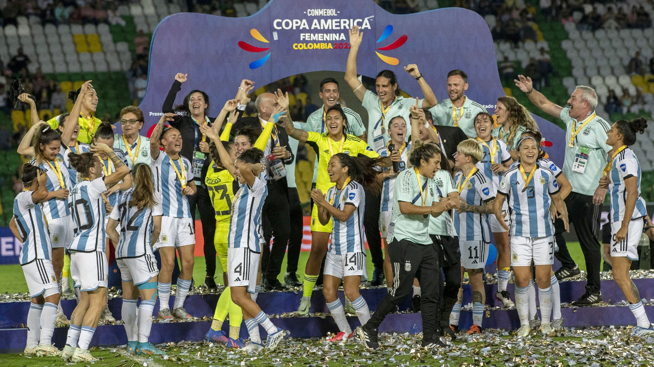 Argentina goleó a Paraguay y obtuvo su lugar en el Mundial 2023