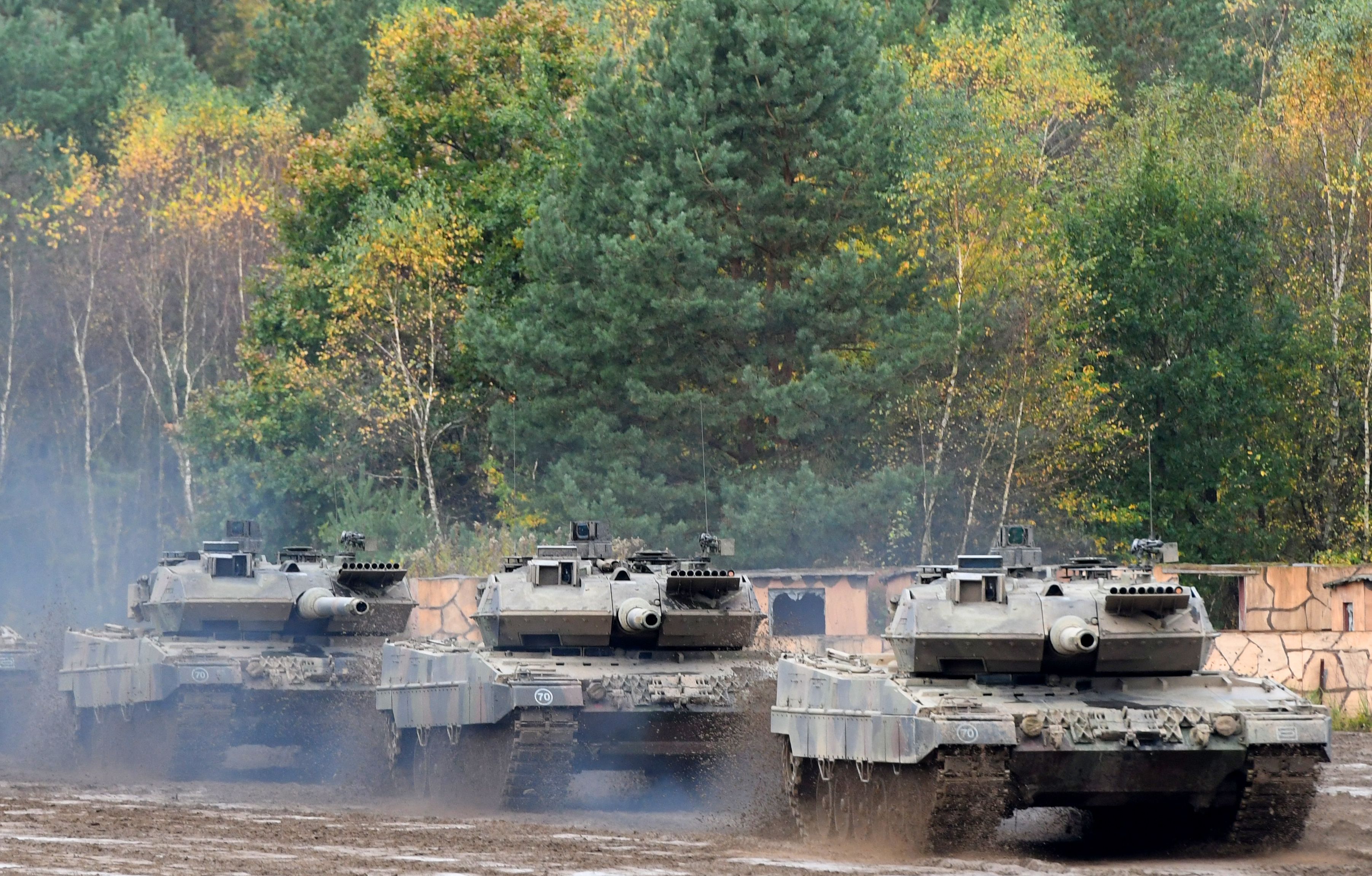 OTAN presiona a Alemania por tanques para Ucrania