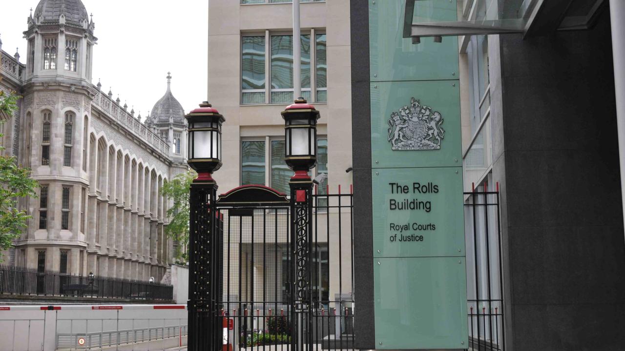 Cuba se prepara para darle batalla a un “fondo buitre” en Londres