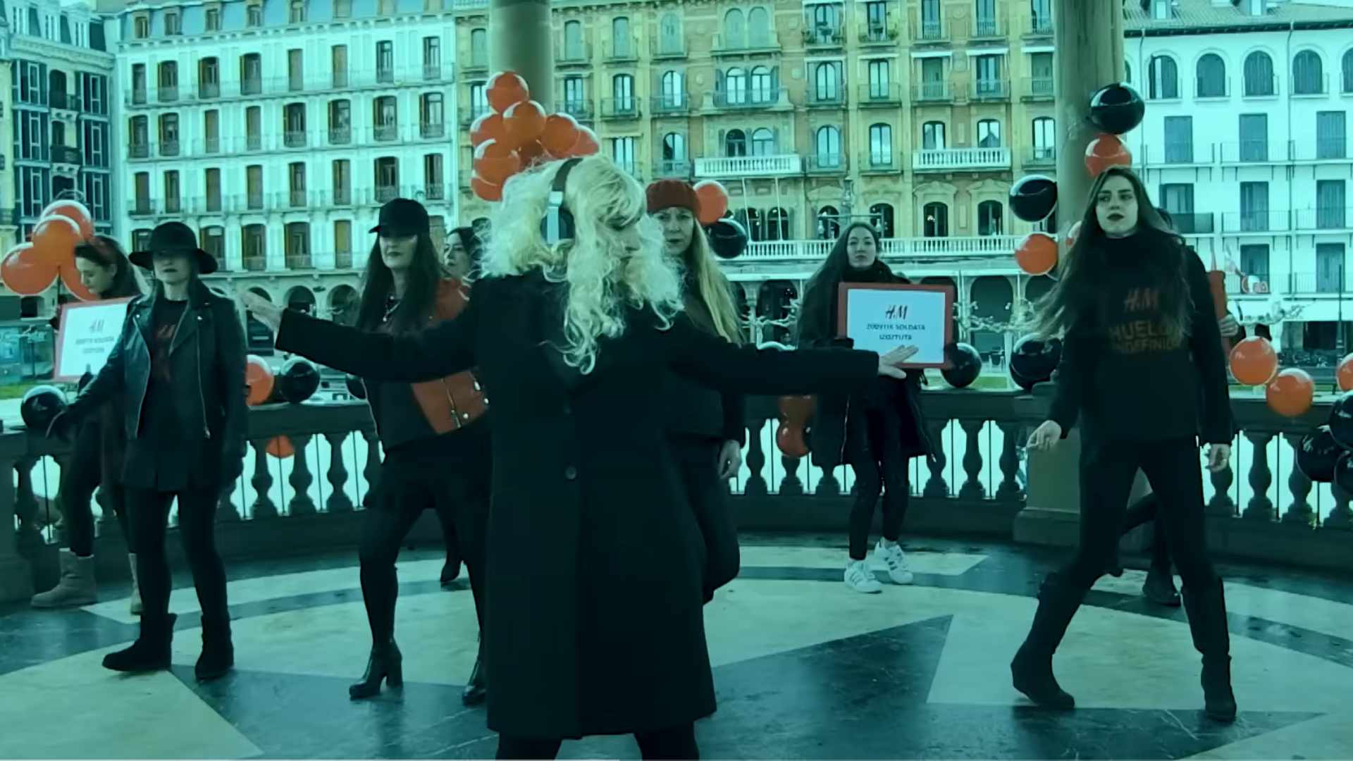 ¿Qué piden las trabajadoras españolas que parodiaron el hit de Shakira?