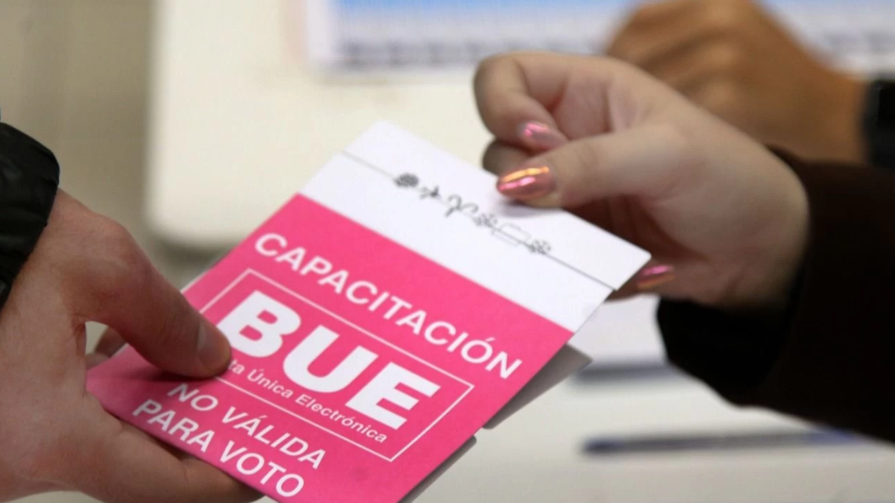 El GCBA dispuso lugares para “practicar” el voto electrónico