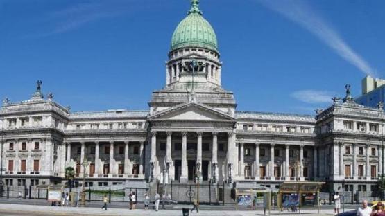 Presupuesto 2024 en el Congreso: el Gobierno estima crecimiento del 2,4% y baja de la inflación