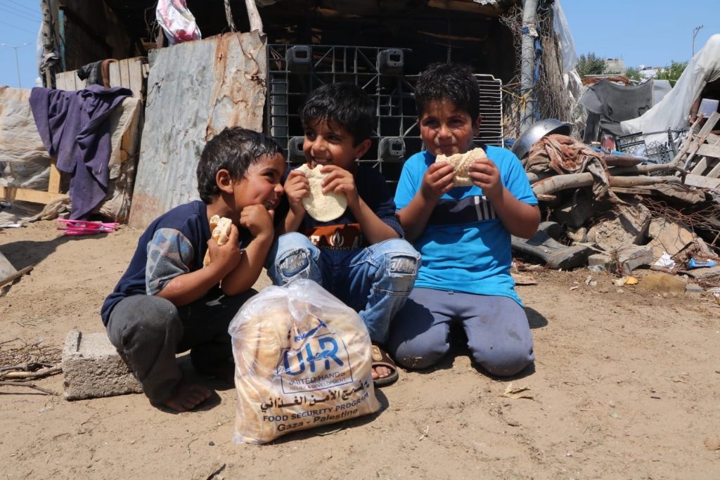 Sin tregua ni fin a las bombas, en Gaza queda comida para solo cuatro días