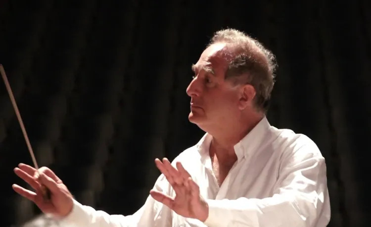 El ‘Oratorio Eva Perón’ de José Luis Castiñeira de Dios con la narración de Carolina Papaleo