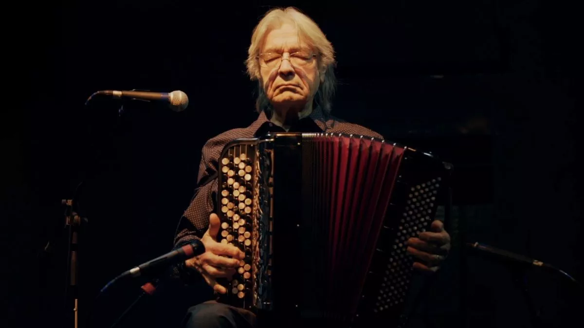 “La voz del viento”, un documental que narra la obra artística de Raúl Barboza
