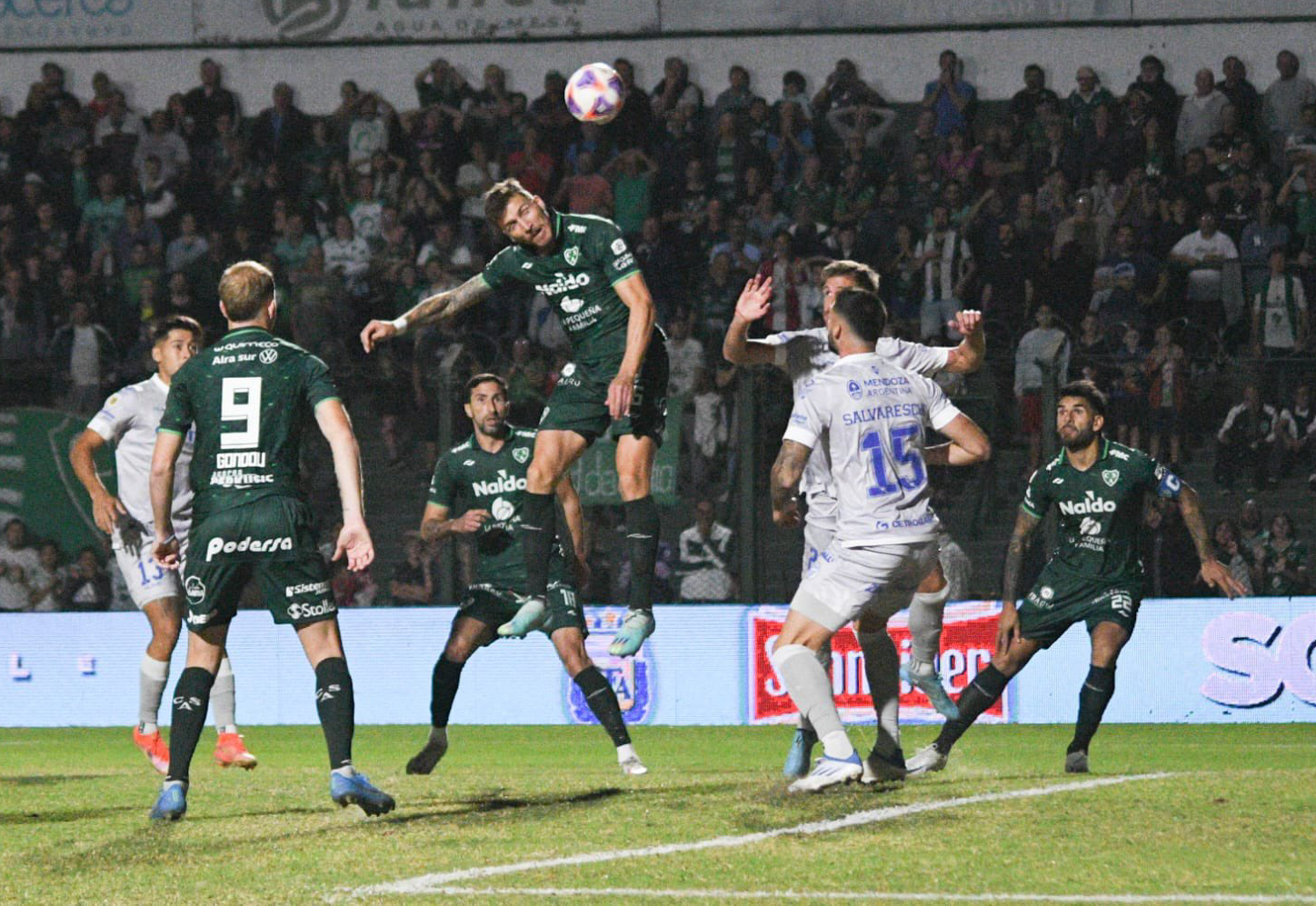 Central Córdoba y Godoy Cruz buscan asegurar su clasificación a cuartos de final