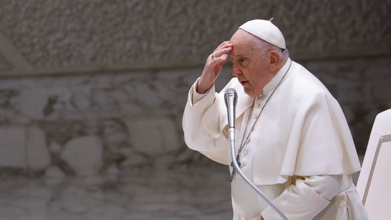 El papa Francisco llamó a redoblar esfuerzos para acabar con las guerras