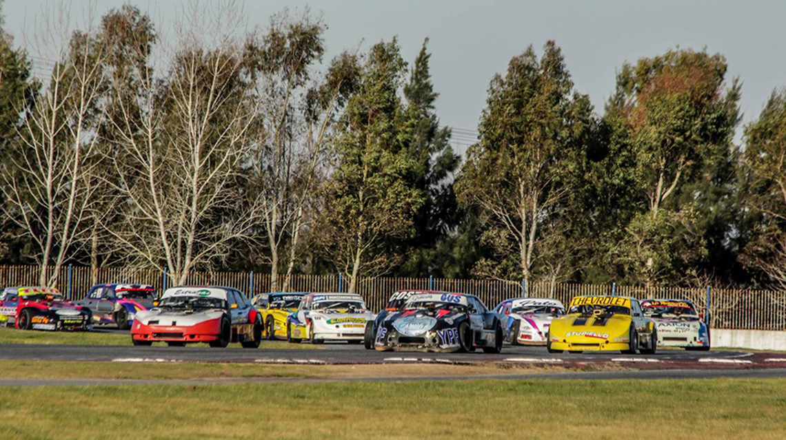 Una variada actividad automovilística pone primera en La Plata