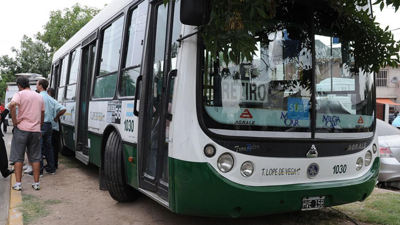 El Gobierno recibirá a la UTA y a empresarios, pero aclaró: “Hay paritarias libres”