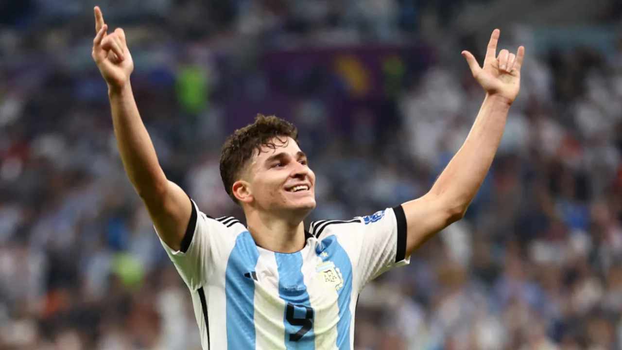 Los caminos cruzados de Julián Álvarez, Griezmann y Mbappé