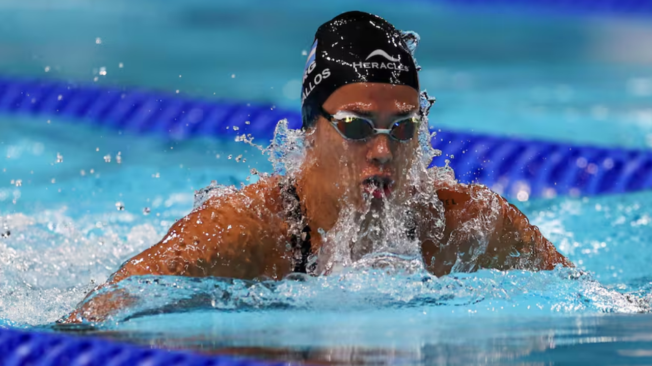 Macarena Ceballos brilló en natación y quedó en el puesto 15° en los 100 metros pecho