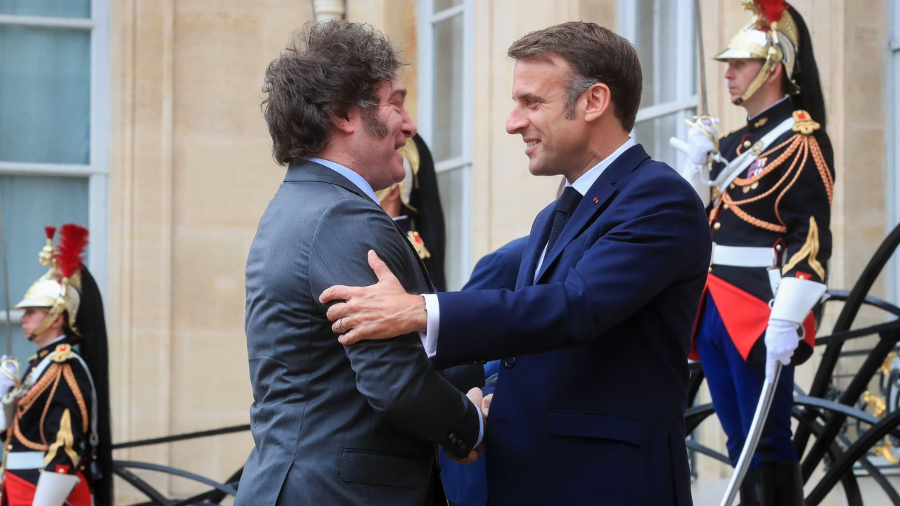 Milei se reunió con Macron en Francia en la previa de la inauguración de los Juegos Olímpicos