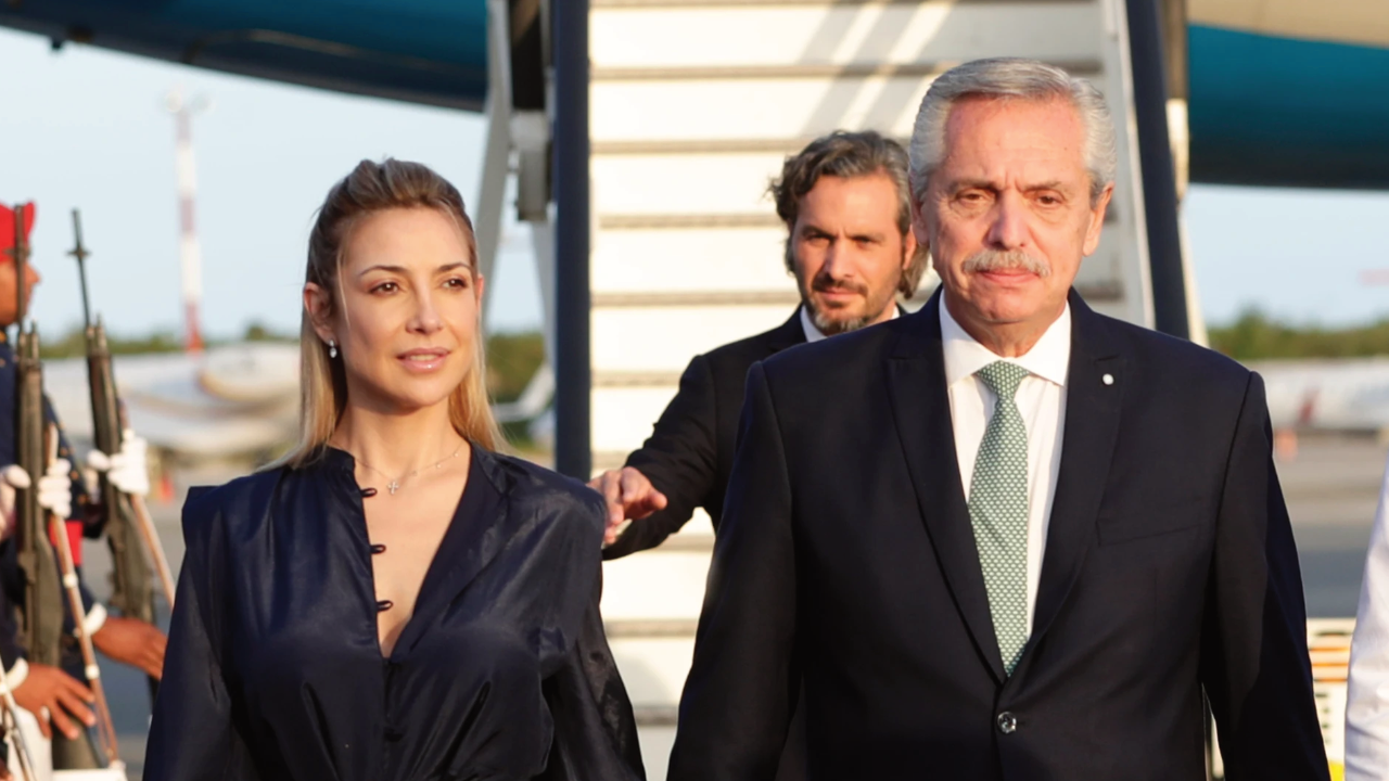Imputaron a Alberto Fernández por “lesiones graves doblemente agravadas por el vínculo”