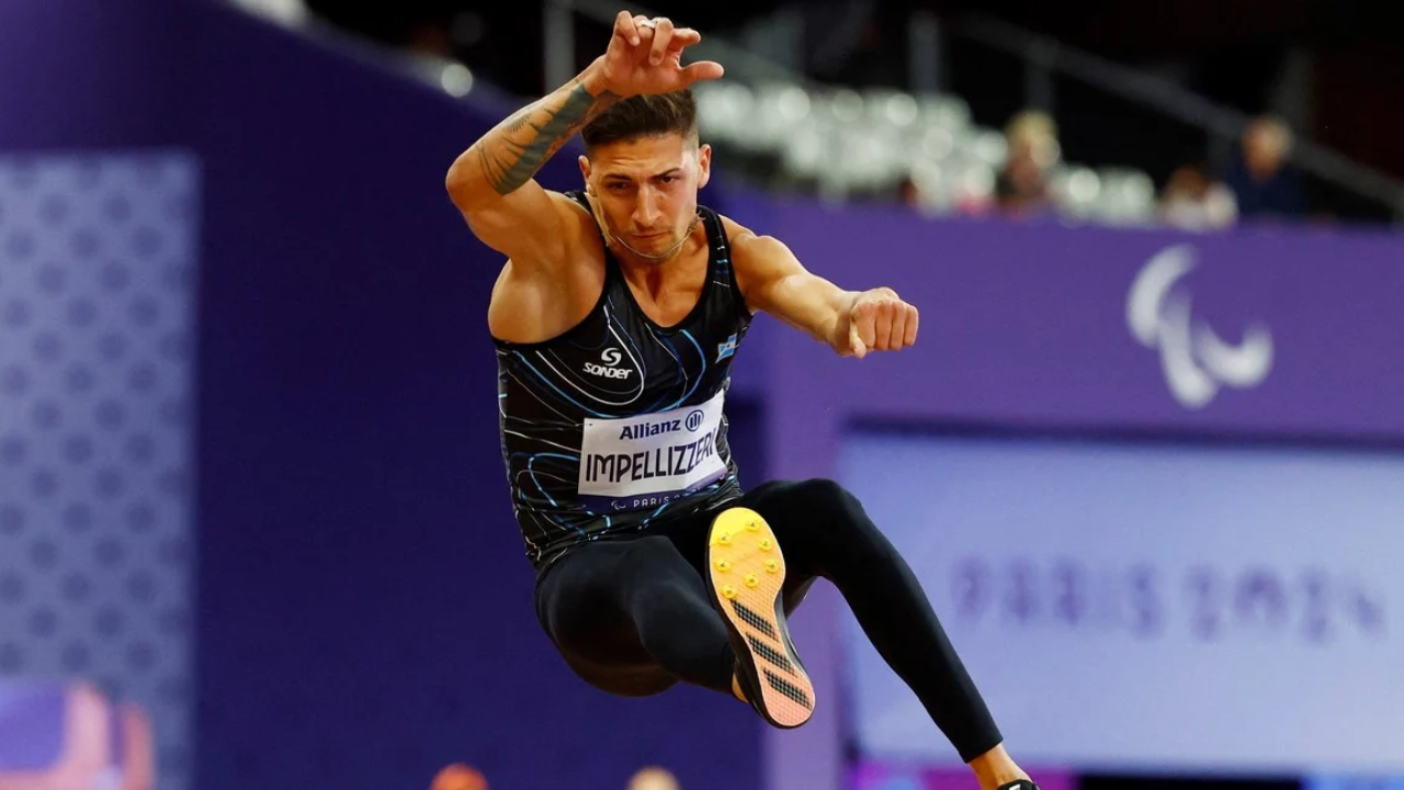 Brian Impellizzeri ganó la medalla de oro en salto en largo de los Paralímpicos