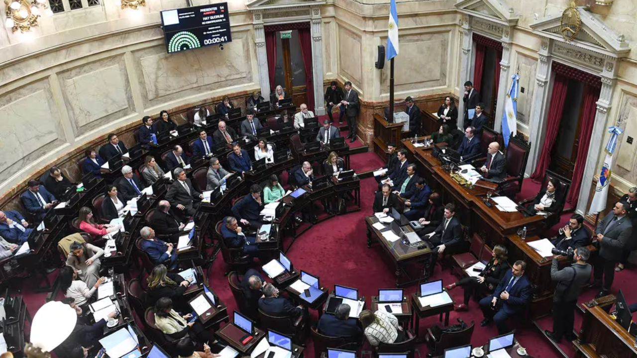 El Senado debate el proyecto de Boleta Única de Papel y el financiamiento universitario