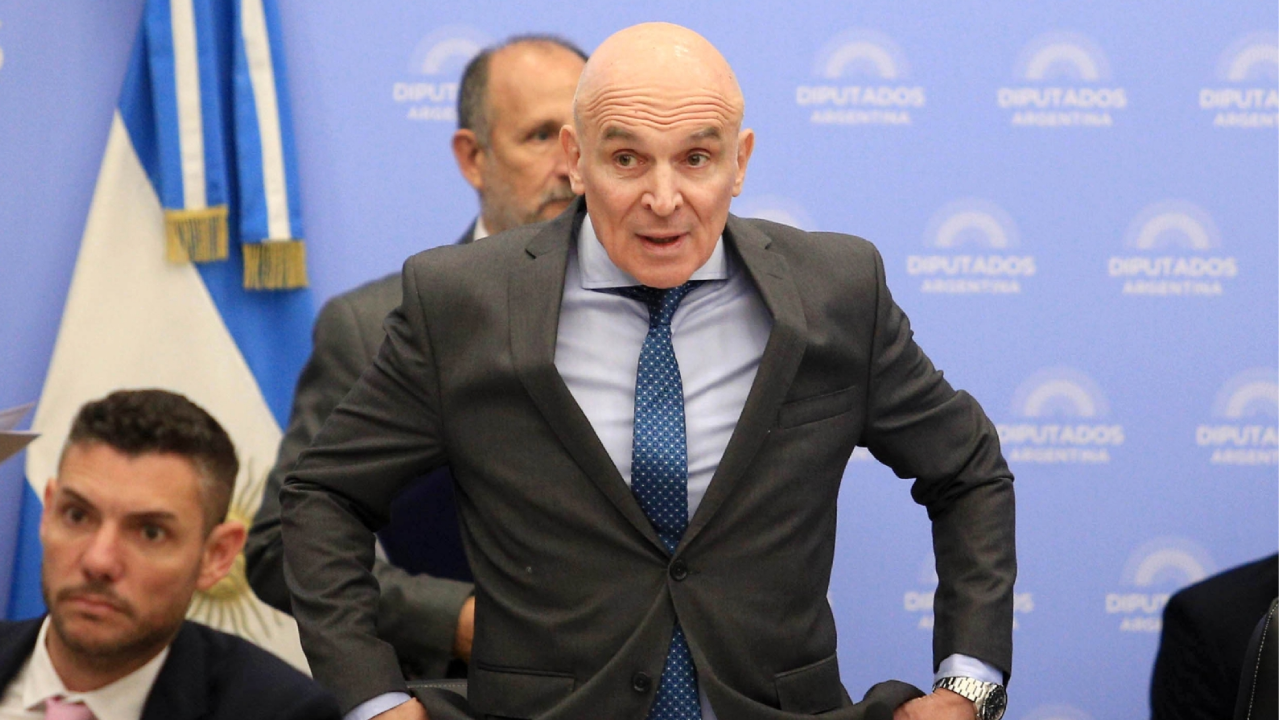 El Gobierno defiende el Presupuesto de déficit cero en Diputados