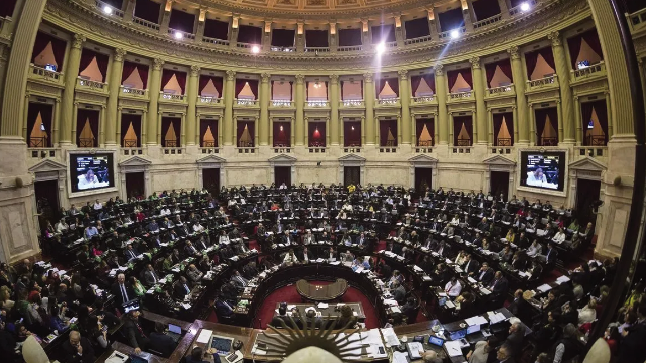 Diputados debate el veto presidencial al financiamiento universitario