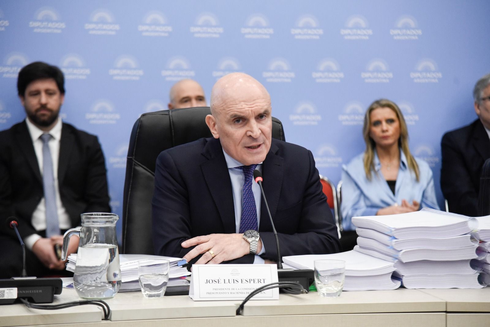 Siguen las negociaciones en el Congreso por el Presupuesto 2025