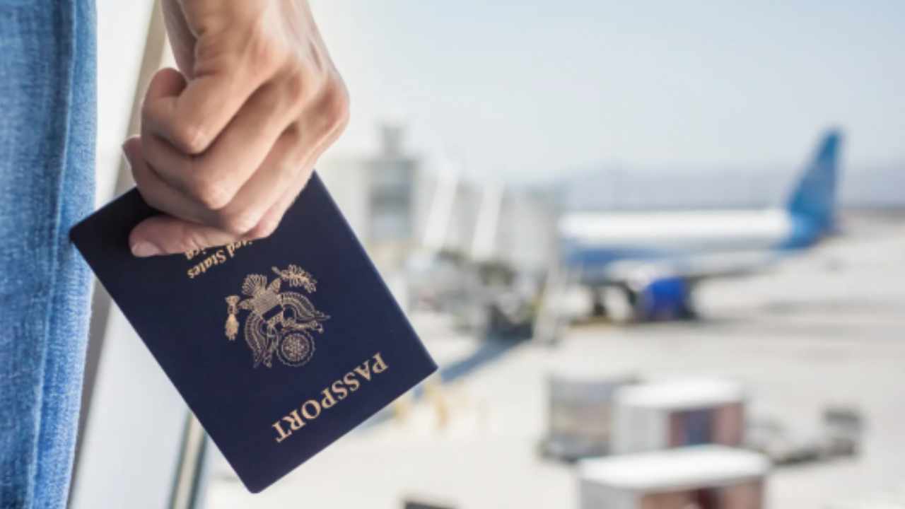 Pasaportes: la nueva tecnología que busca reemplazar el papel en los aeropuertos