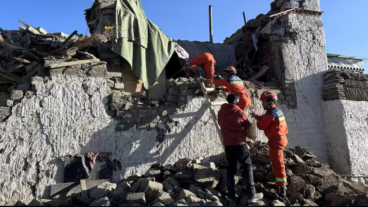 Un terremoto en el Tíbet dejó al menos 126 muertos y cerca de 190 heridos