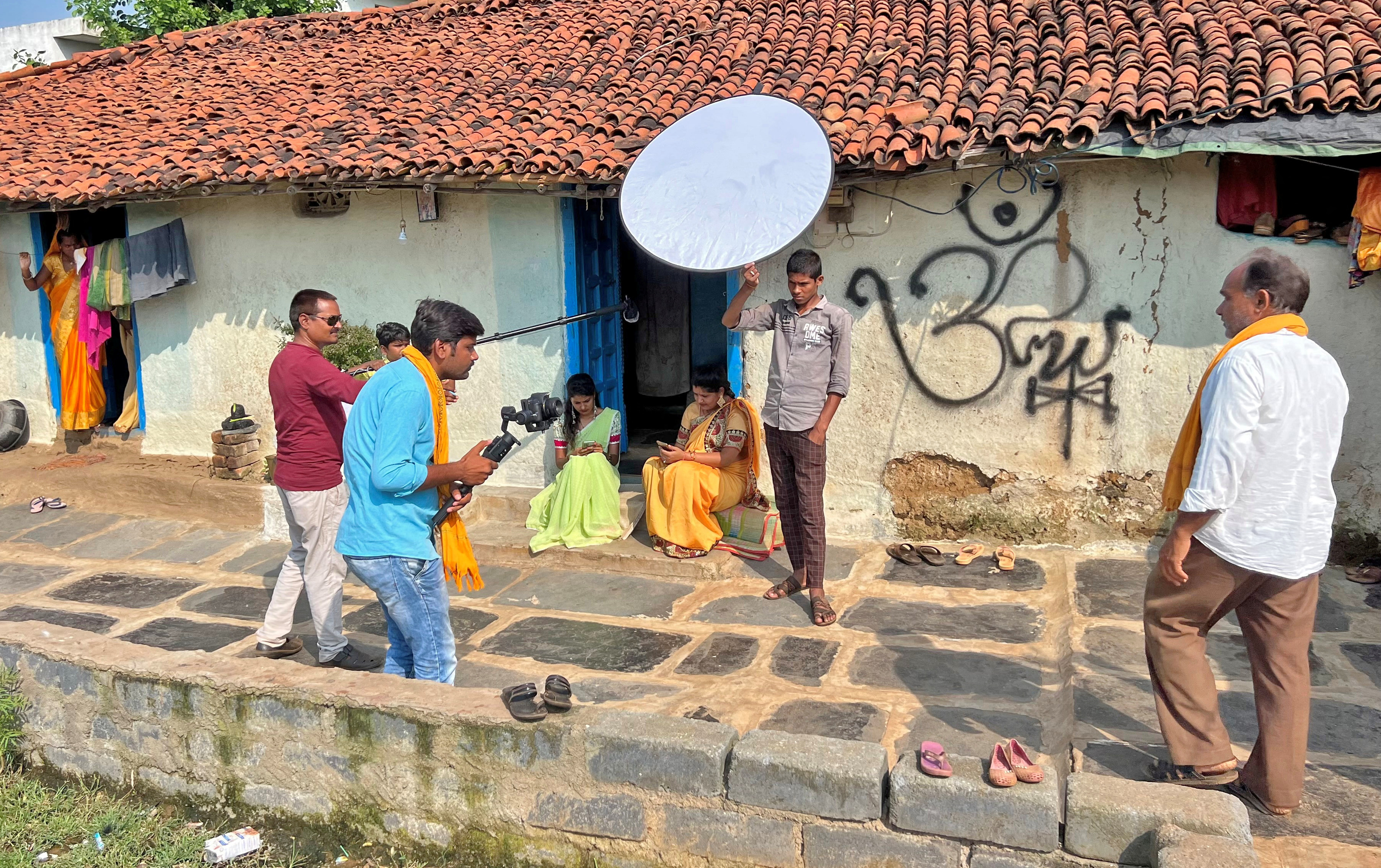 Tulsi en pantalla: cómo YouTube cambió la vida y la economía de una aldea en la India