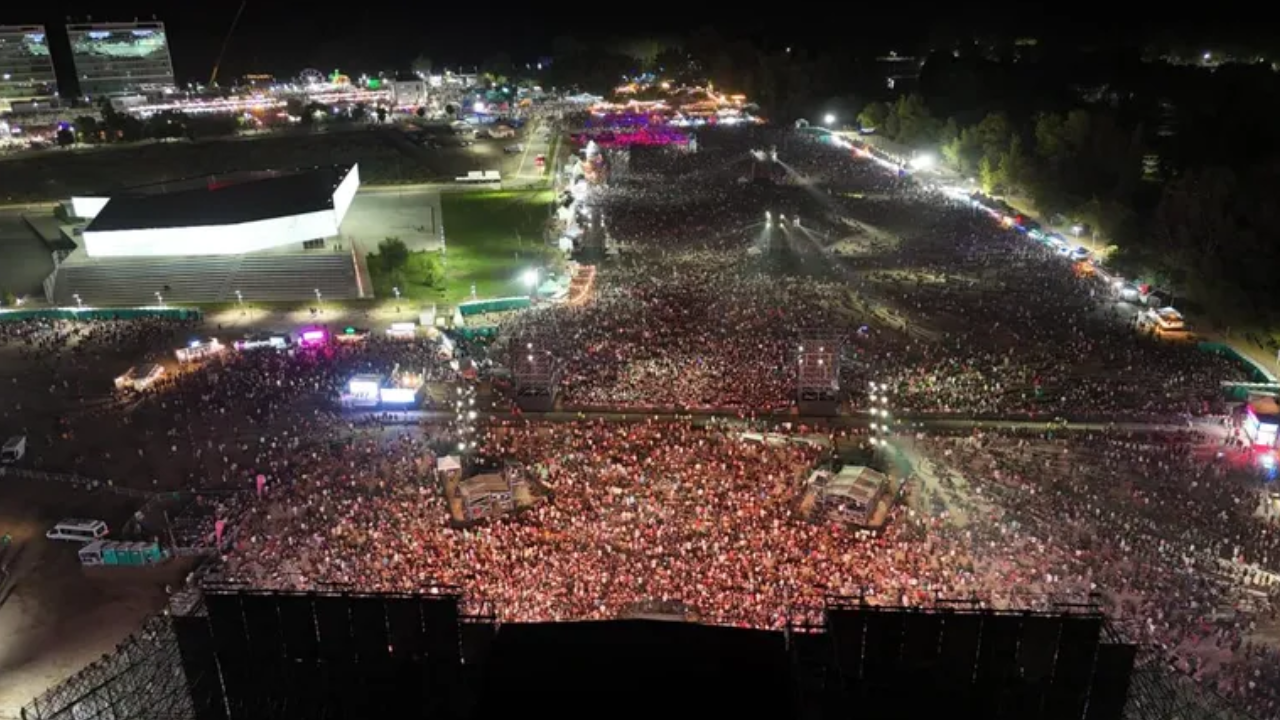 La Fiesta de la Confluencia convocó cerca de un millón y medio de personas