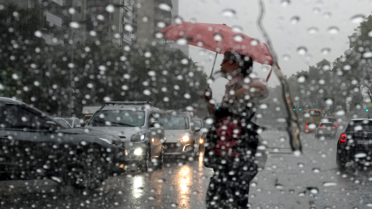 Cómo sigue el clima en la Ciudad y provincia de Buenos Aires tras el alivio de la lluvia