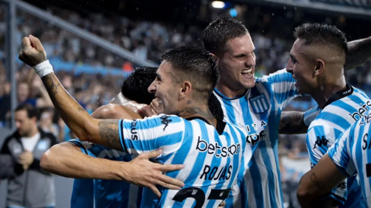 Racing enfrenta a Botafogo en busca de la Recopa Sudamericana