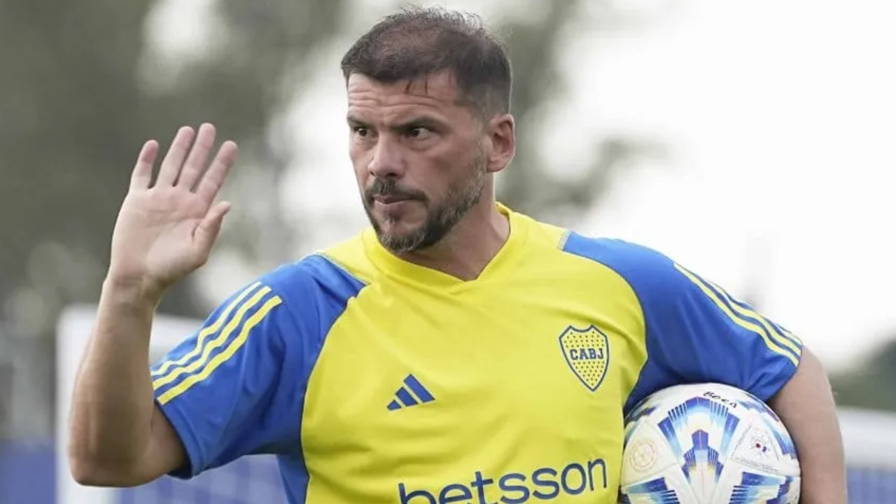 Herrón comenzó su interinato en Boca y mete cambios para visitar a Tigre