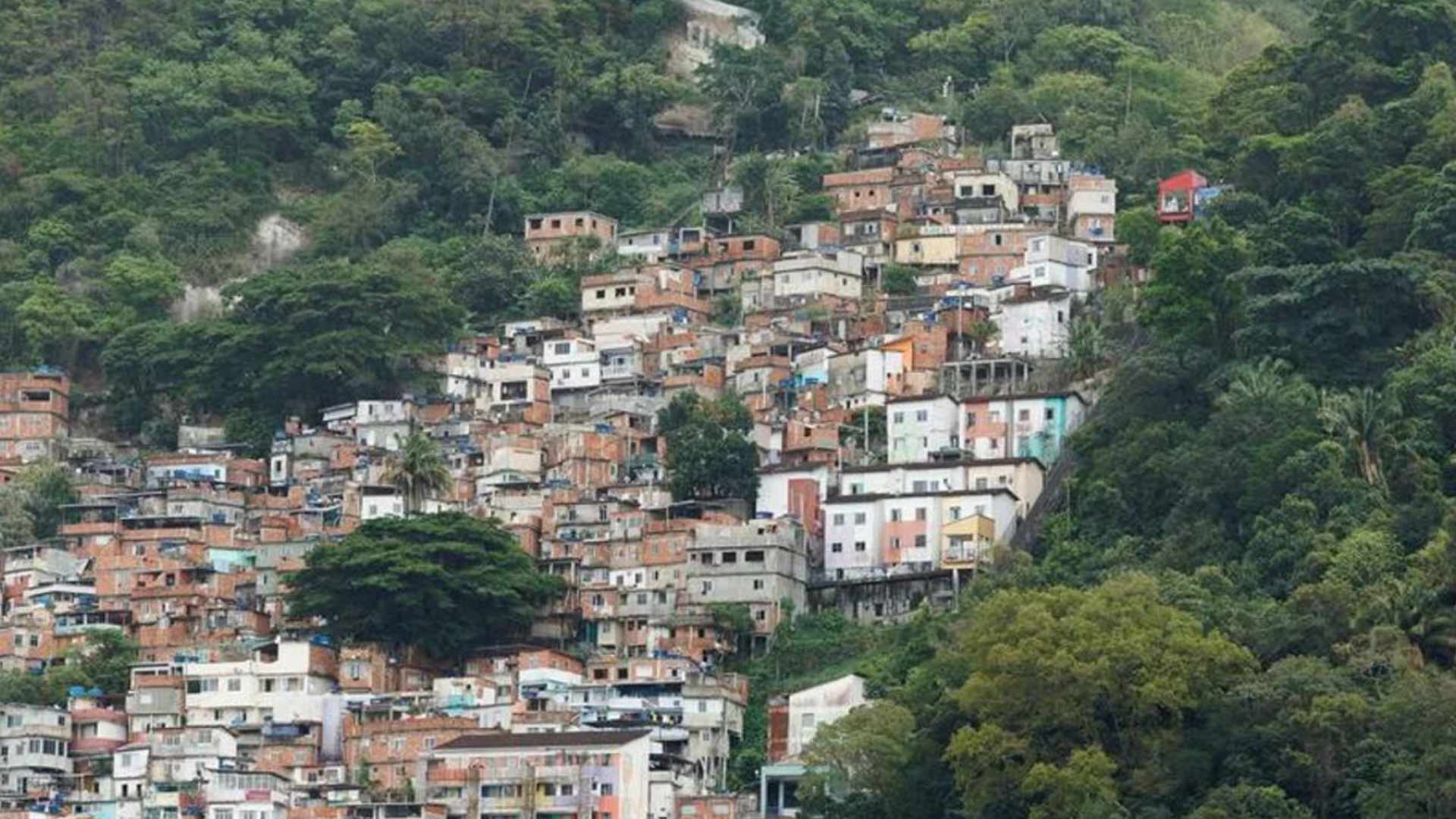 El clima en las favelas de Brasil supera los 60 grados centígrados