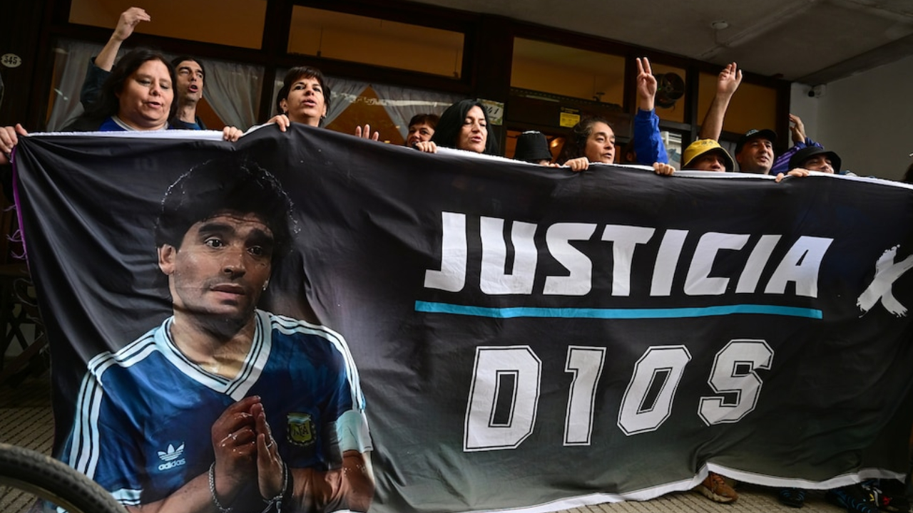 Suspendieron por 7 días el juicio por la muerte de Maradona