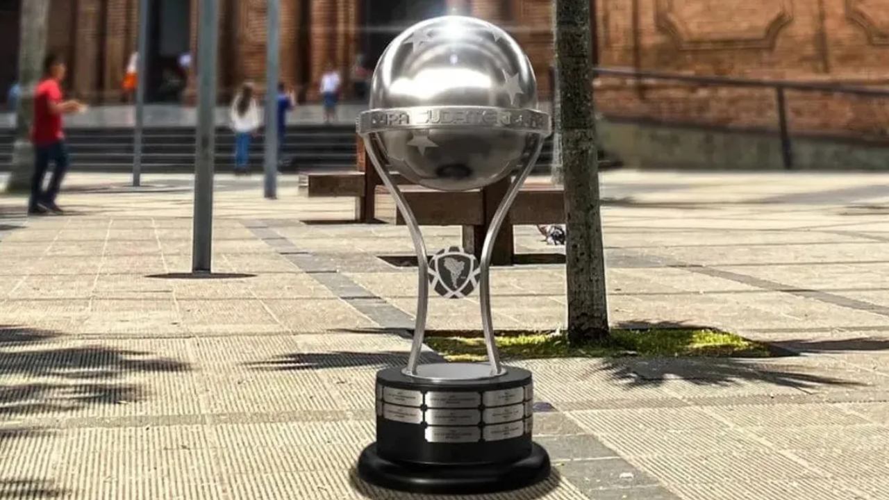 La Conmebol confirmó que la final de la Sudamericana será en Bolivia