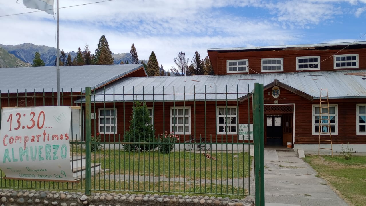 Epuyén: Más de 40 personas intoxicadas con monóxido de carbono en una escuela
