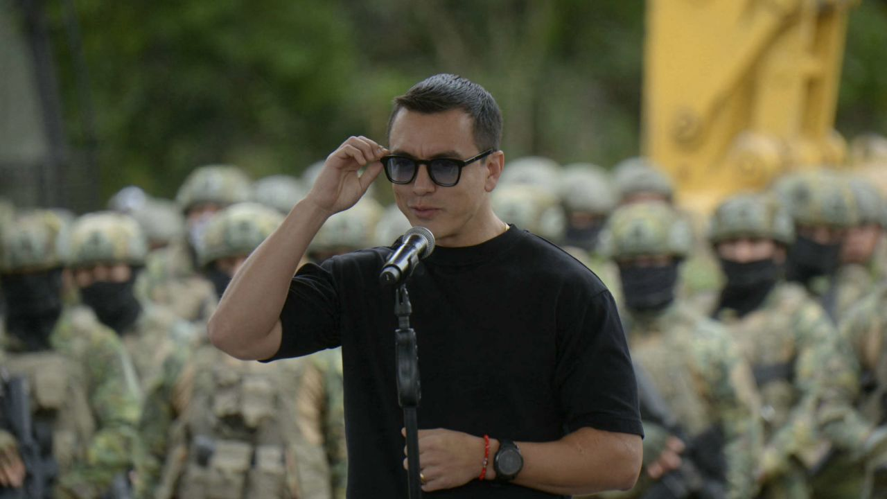 Ecuador aprueba una reforma constitucional y el retorno de las bases militares extranjeras