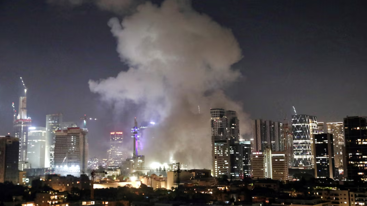 Tensión en Medio Oriente: China pidió a sus ciudadanos abandonar Israel por tierra “lo antes posible”