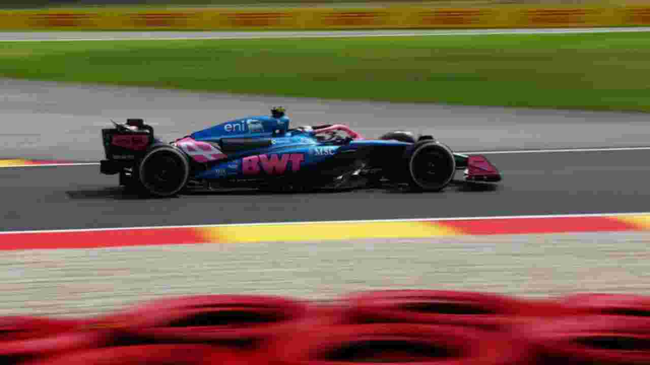 Lo que dejó la práctica libre de Colapinto en el GP de Bélgica: 19° posición, una maniobra exigida y cerca de un choque con Russell