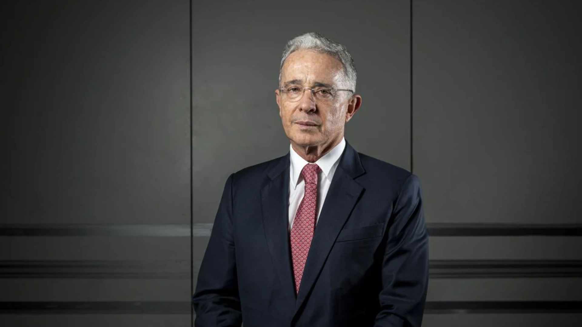 El expresidente Álvaro Uribe fue declarado culpable por soborno a un testigo