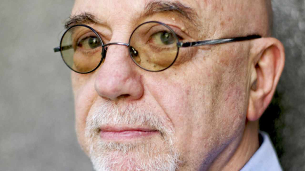 El reconocido escritor Vicente Battista ganó el Premio Rómulo Gallegos
