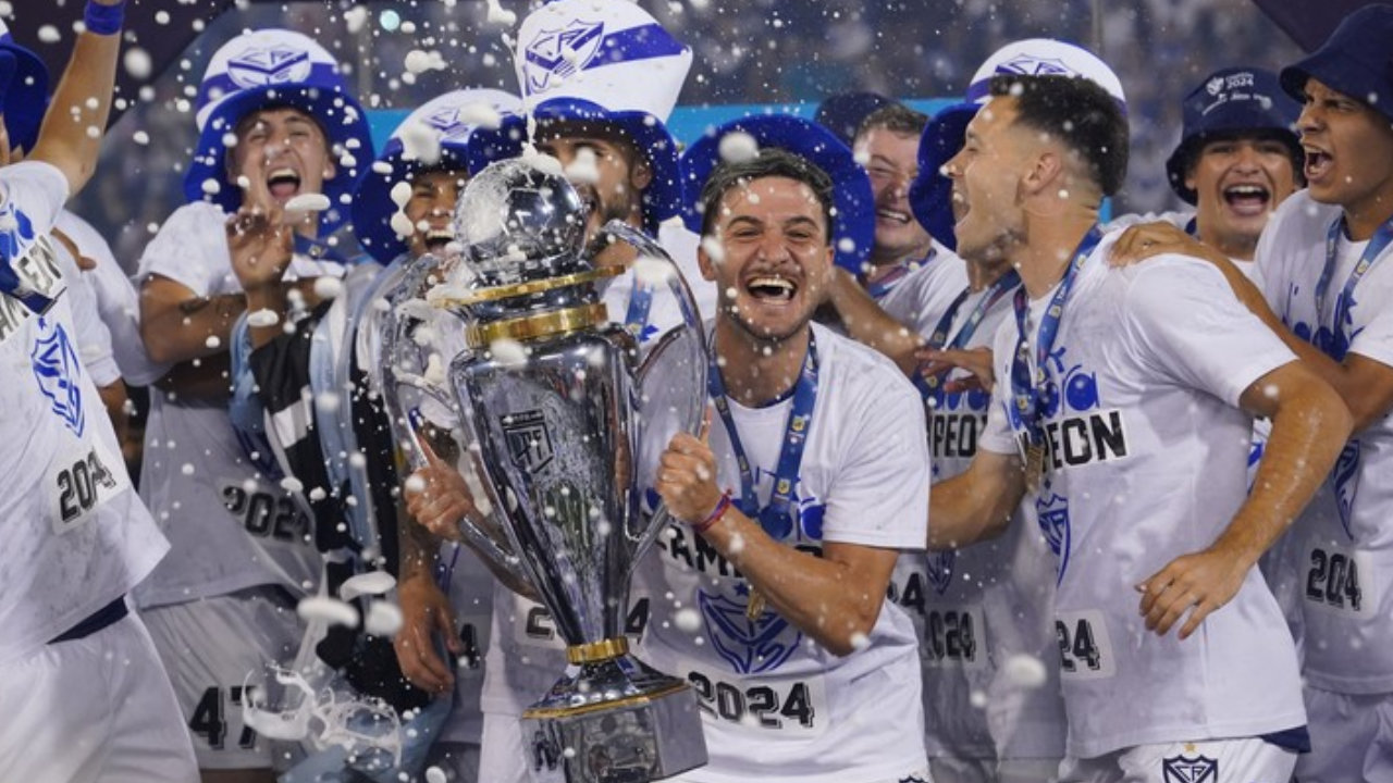 Estudiantes y Vélez se enfrentan por la Supercopa Internacional