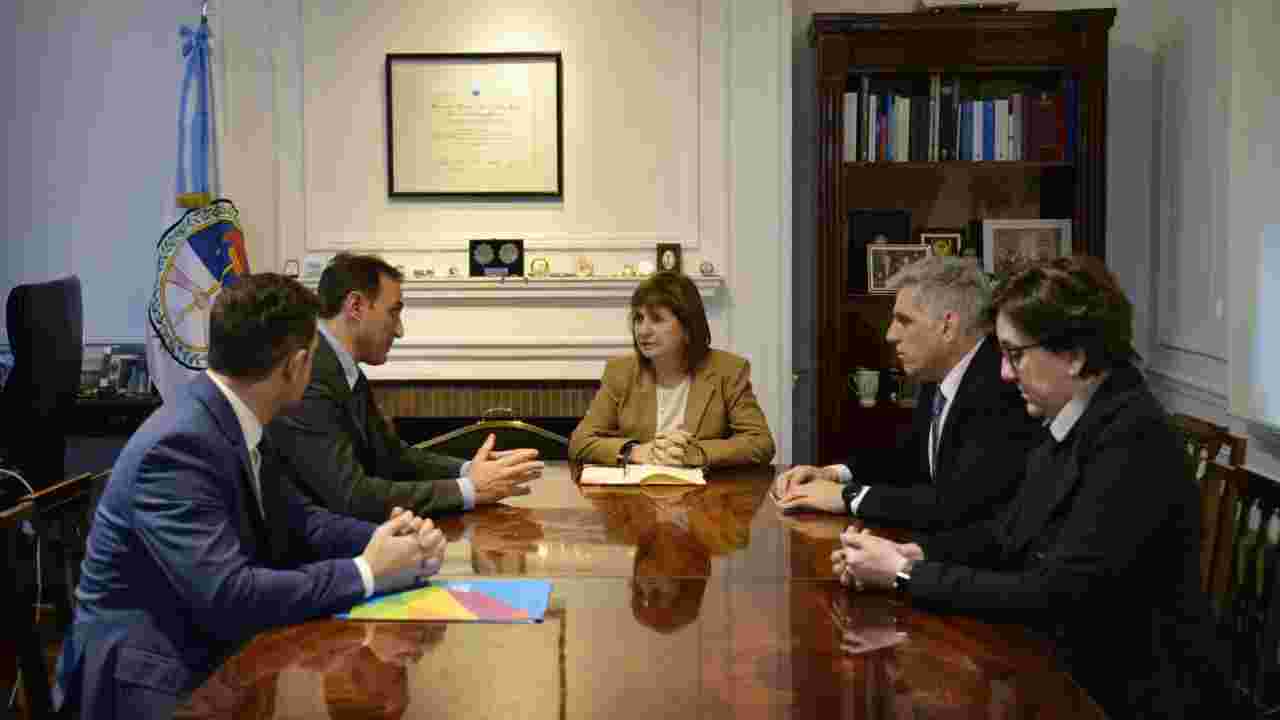 Córdoba y Nación firman acuerdo para trasladar a presos peligrosos a cárceles federales