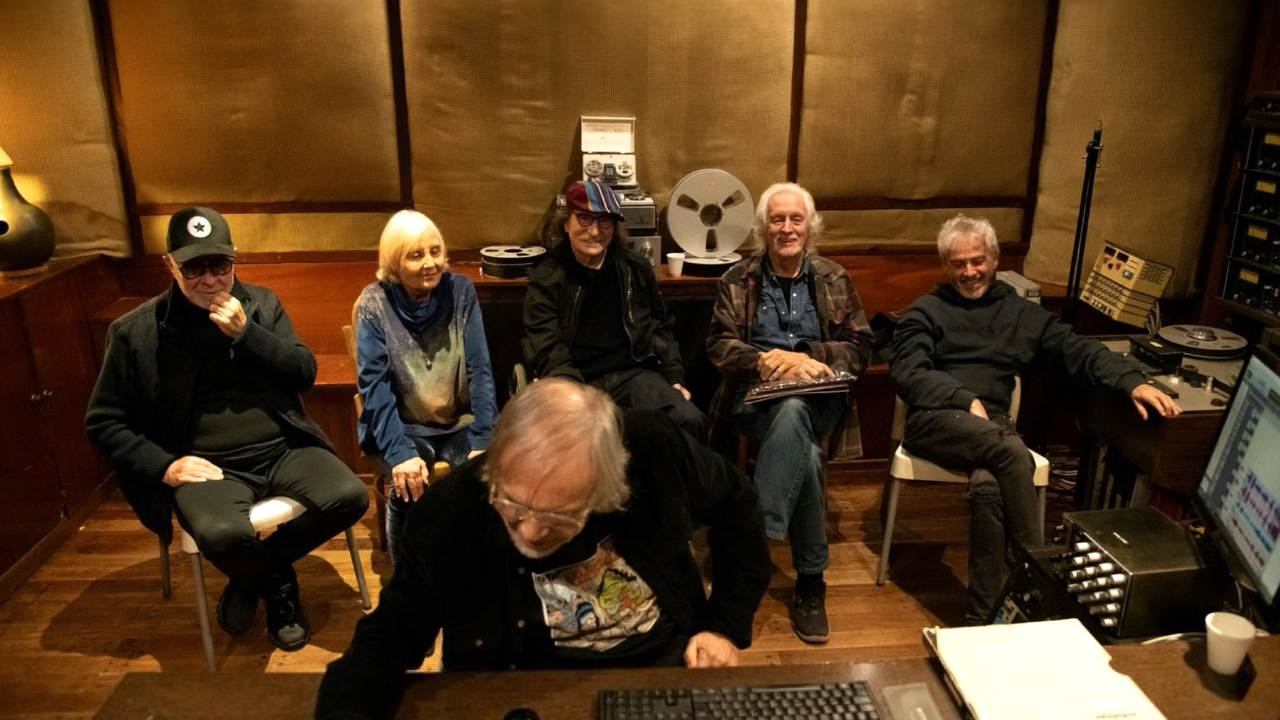 Emotivo reencuentro de Porsuigieco a 50 años de su único álbum