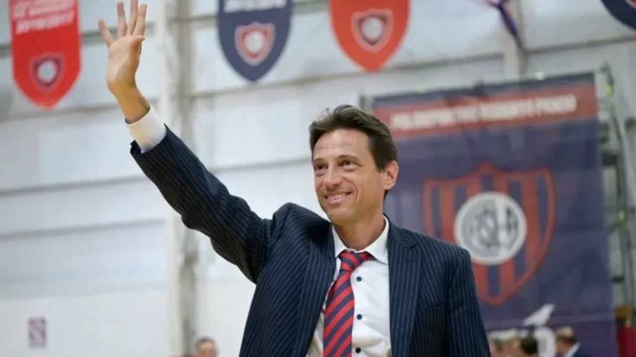 Reapareció Moretti y crece la tensión en San Lorenzo