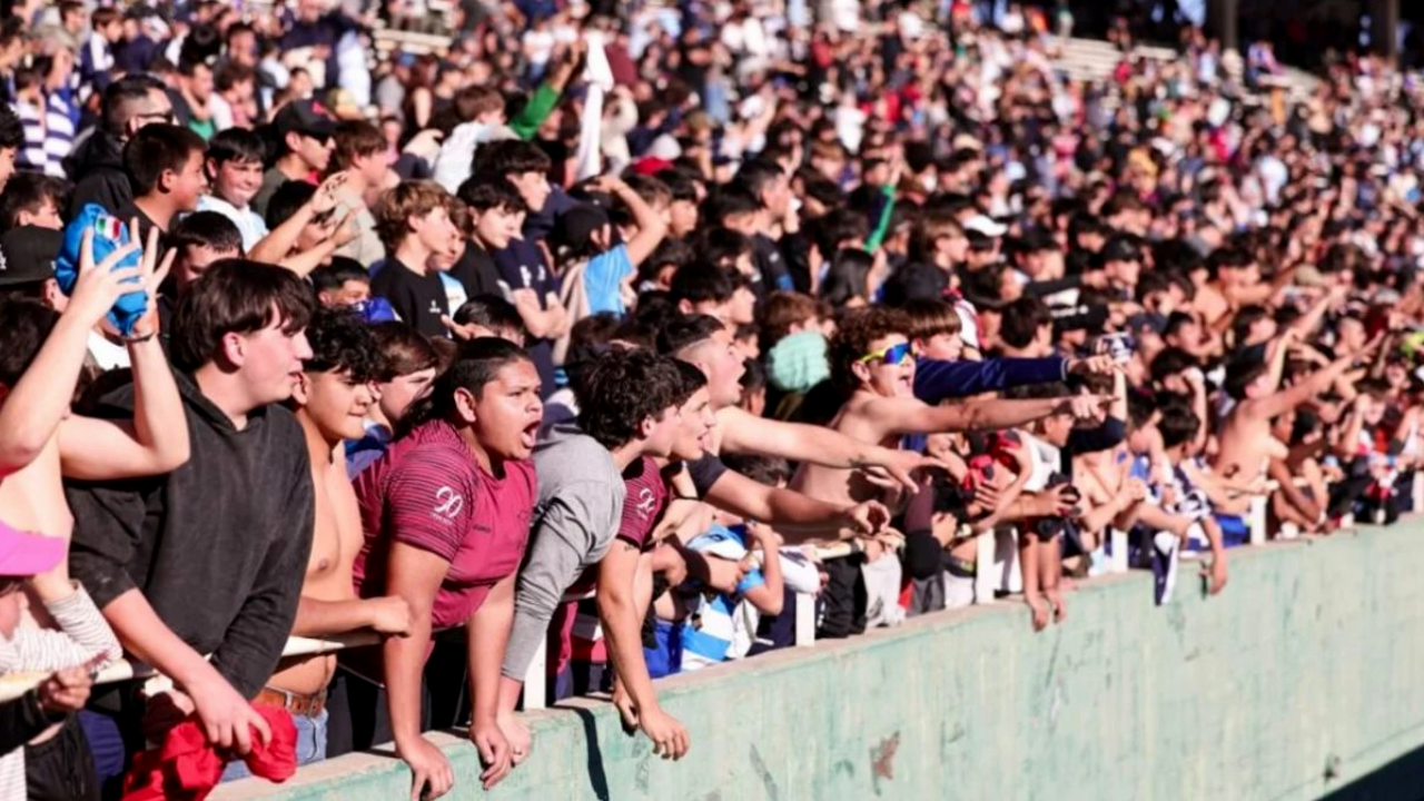 Más de 10 mil personas asistieron al entrenamiento abierto de Los Pumas