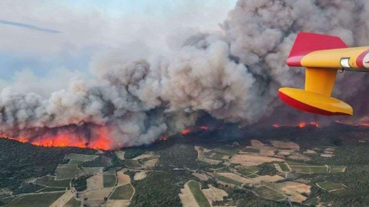 Francia: uno de los mayores incendios forestales de su historia ya arrasó 16.000 hectáreas