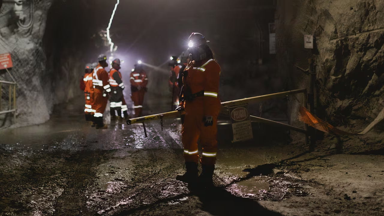 Derrumbre de mina en Chile: duelo nacional por una tragedia sin sobrevivientes