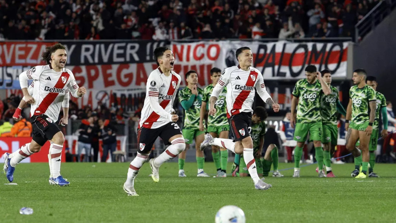 River venció por penales a Libertad y avanzó a los cuartos de final de la Copa Libertadores